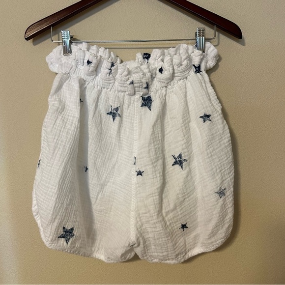 Splendid Paperbag Gauze Stars Shorts - Picture 5 of 12
